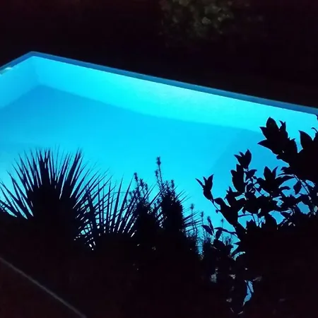 Modernes Mit Drei Balkonen Mit Meerblick, In Der Naehe Des Strandes Und Des Zentrums, Mit Einem Gemeinschaftlichen Partyraum * Liznjan